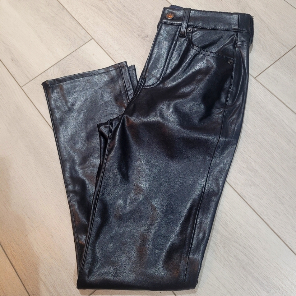 Veronica Beard Women's Carly Kick Flare High Rise Vegan Leather Pants 24 Black